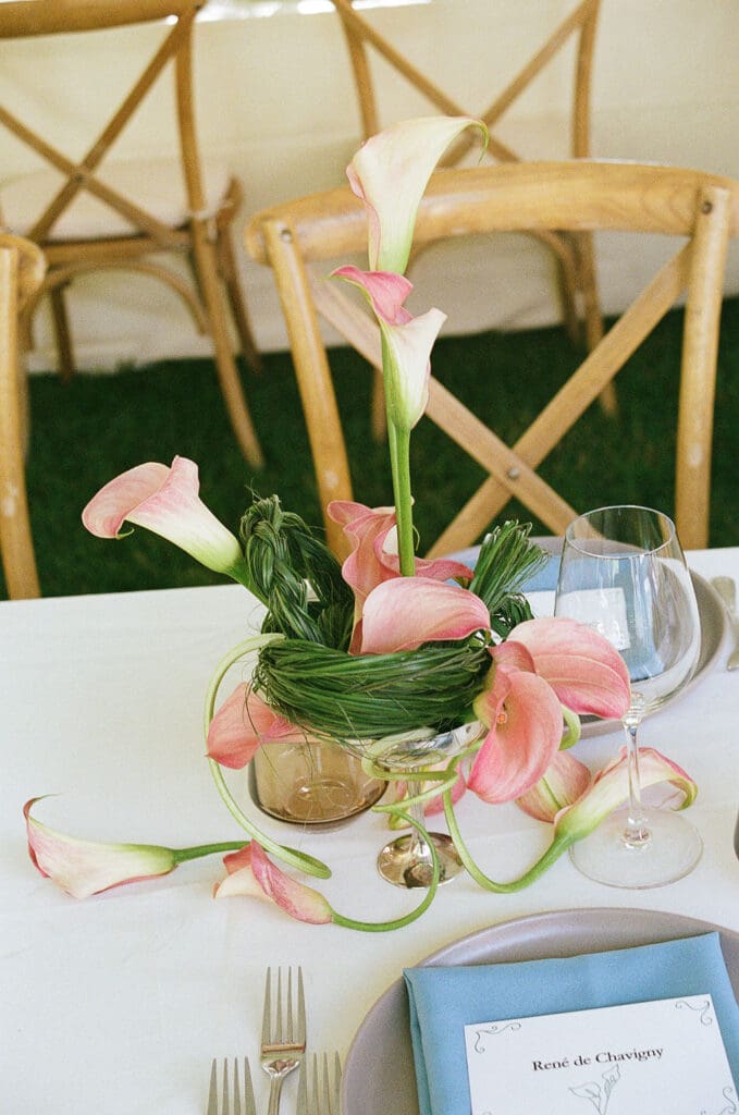 Chloe and Edward’s intimate backyard-style wedding celebration at Un Momento Bromont, photographed on film by R.K. Collective