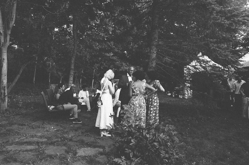Intimate wedding dinner at Un Momento Bromont in Quebec